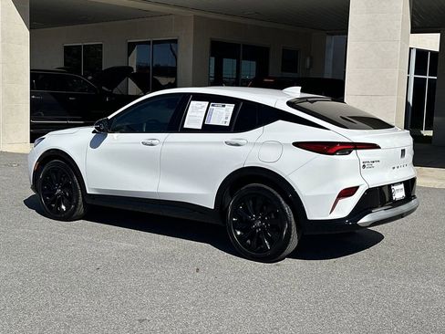 Certified 2024 Buick Envista Sport Touring w/ Convenience I Package image 7