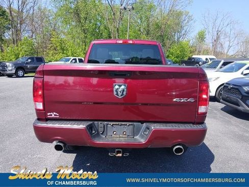 Used 2017 RAM 1500 Express AWD/4WD image 5