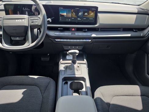New 2027 Kia Seltos S FWD image 14