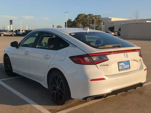 Certified 2024 Honda Civic Sport Touring image 4