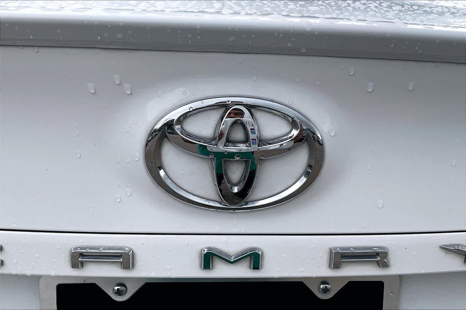 Used 2023 Toyota Camry LE w/ Convenience Package FWD image 30