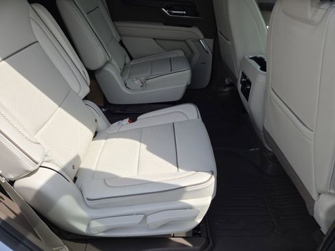 New 2026 GMC Yukon Denali image 30