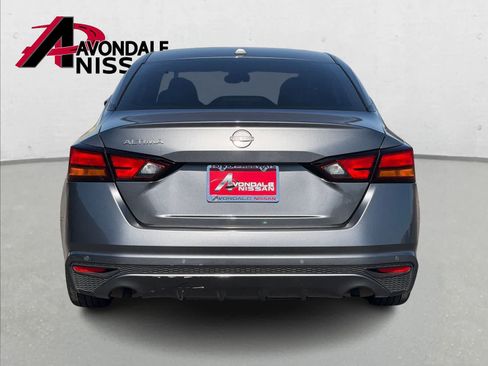 Certified 2025 Nissan Altima 2.5 SV image 6