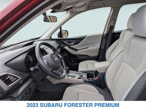 Used 2023 Subaru Forester Premium AWD/4WD image 8