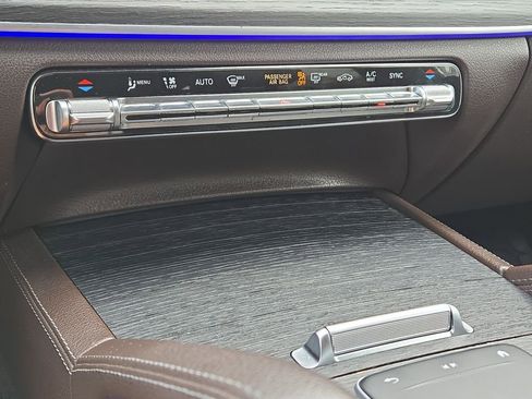 Used 2023 Mercedes-Benz GLE 350 4MATIC image 29