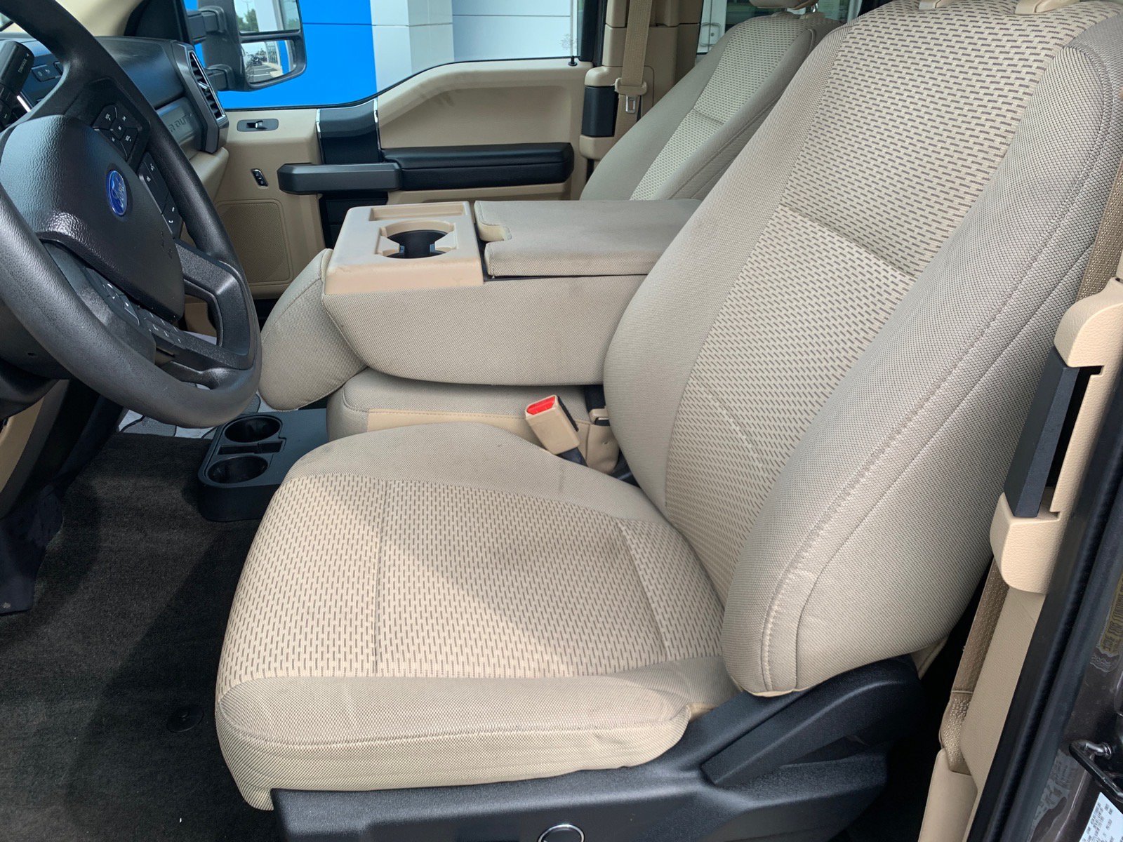 Used 2017 Ford F250 XLT w/ XLT Value Package AWD/4WD image 7