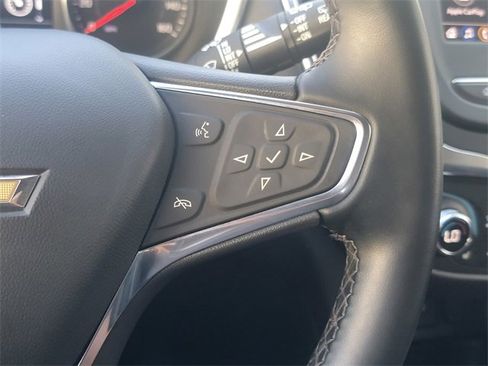 Certified 2023 Chevrolet Equinox LT w/ Driver Convenience Package image 32