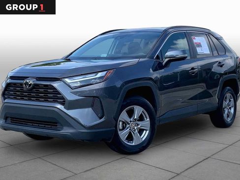 Used 2024 Toyota RAV4 XLE FWD image 1