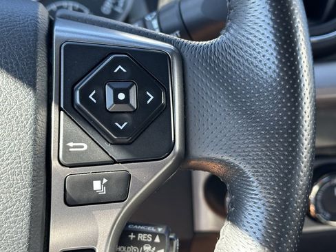 Used 2019 Toyota Tacoma Limited image 25