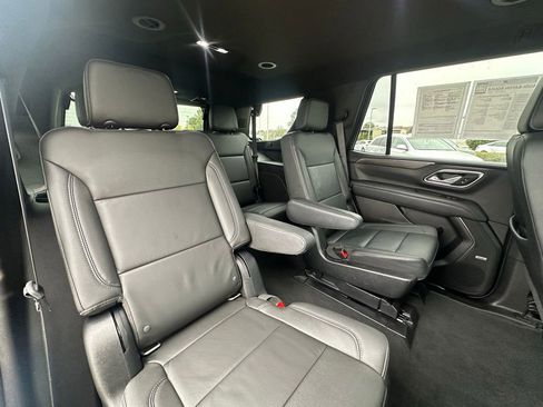 Used 2021 Chevrolet Tahoe Z71 image 28