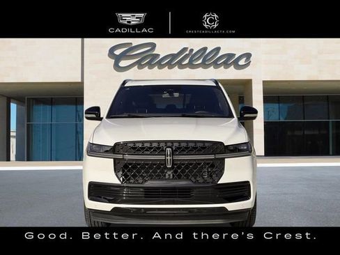 Used 2025 Lincoln Navigator Reserve w/ Jet Appearance Package image 8