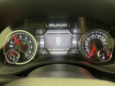 Used 2022 RAM 1500 Big Horn image 23