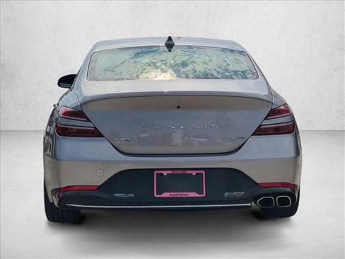 Used 2022 Genesis G70 2.0T AWD/4WD image 6