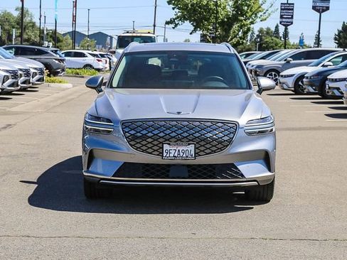 Used 2023 Genesis Electrified GV70 AWD/4WD image 7