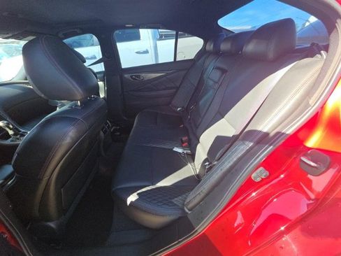 Used 2018 INFINITI Q50 Red Sport 400 w/ Sensory Package (Sport) RWD image 13
