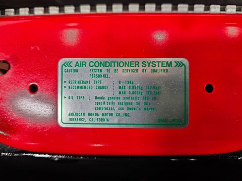 Used 1994 Acura NSX RWD image 32