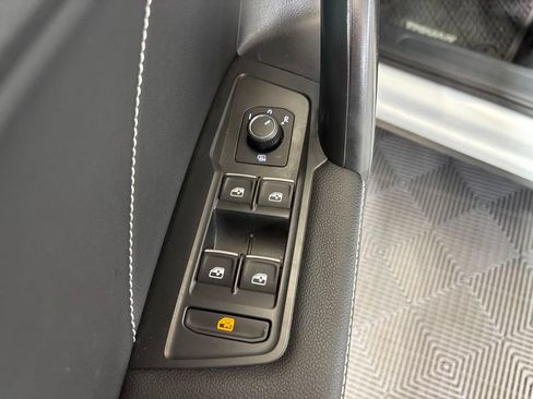 Used 2023 Volkswagen Tiguan SE w/ Panoramic Sunroof Package AWD/4WD image 25