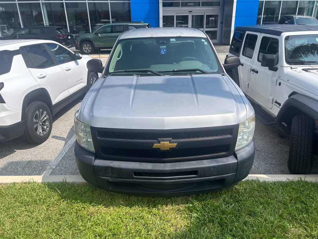 Used 2012 Chevrolet Silverado 1500 W/T RWD image 2