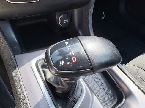 Used 2023 Dodge Charger SXT RWD image 19