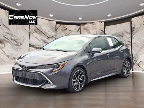 Used 2021 Toyota Corolla XSE FWD image 3