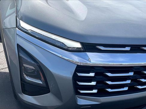 Used 2026 Chevrolet Equinox LT FWD image 28