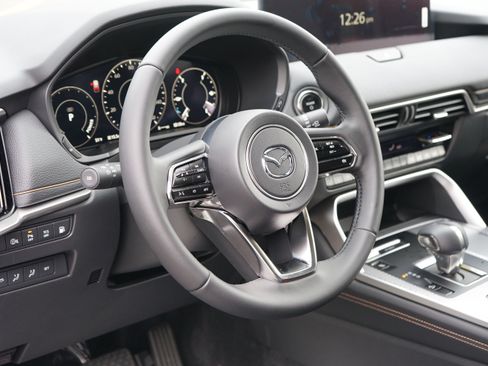 New 2026 MAZDA CX-90 Plug-In Hybrid w/ Preferred image 10