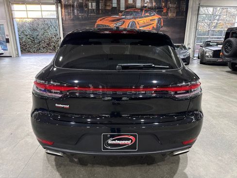 Used 2021 Porsche Macan image 6