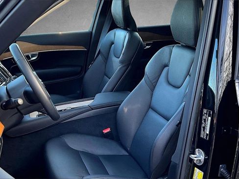 Certified 2023 Volvo XC90 B6 Plus w/ Protection Package Premier image 21