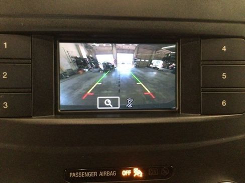 Used 2018 Ford Expedition Max XL RWD image 23