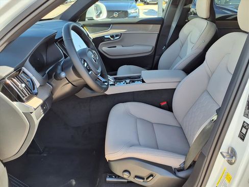 New 2026 Volvo XC90 T8 Core w/ Protection Package Premier image 19