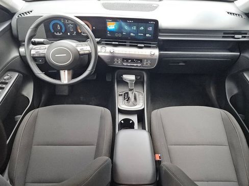 Used 2025 Hyundai Kona SEL image 25