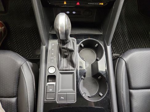 Certified 2023 Volkswagen Atlas SE w/ Panoramic Sunroof Package FWD image 25