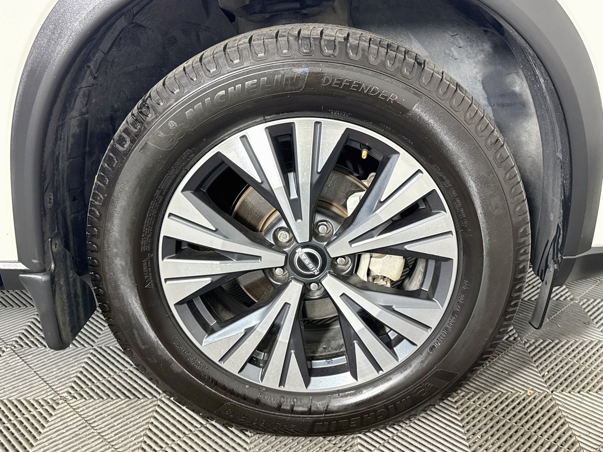 Used 2022 Nissan Rogue SV FWD image 54