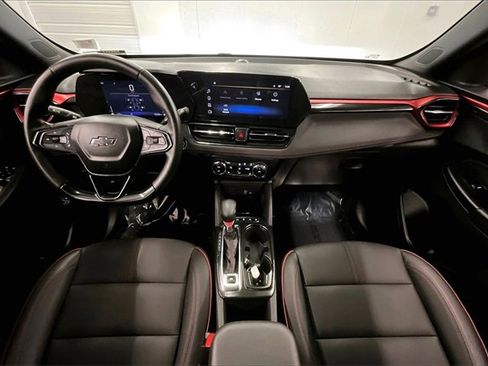 Used 2025 Chevrolet TrailBlazer RS w/ Convenience Package image 15