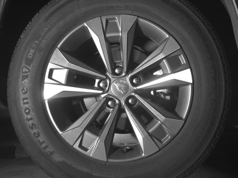 Used 2025 Chevrolet Equinox LT FWD image 15