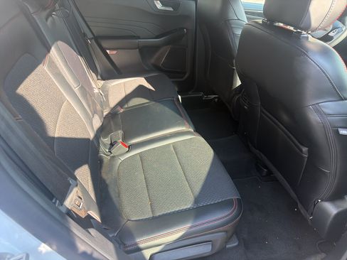 Used 2025 Ford Escape ST-Line FWD image 14