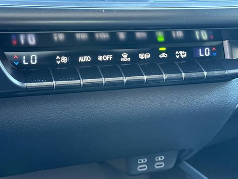 New 2026 Lexus UX 300h FWD image 17