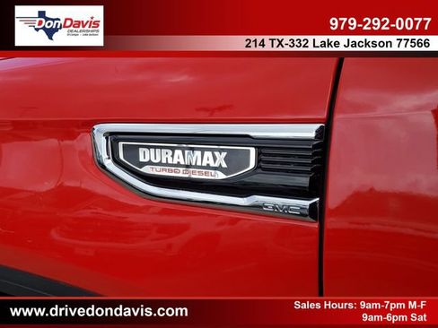 New 2026 GMC Sierra 1500 SLE w/ LPO, Black Badging Package AWD/4WD image 9