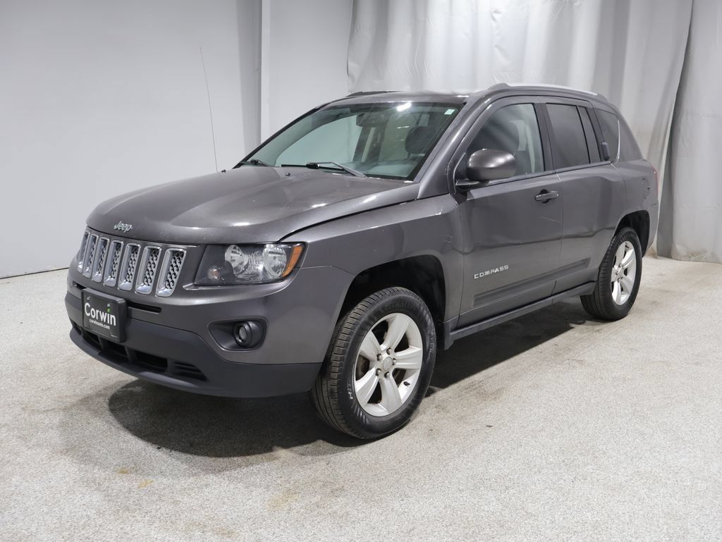 Used 2016 Jeep Compass Latitude AWD/4WD image 5