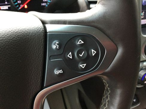 Used 2015 Chevrolet Tahoe LTZ AWD/4WD image 19