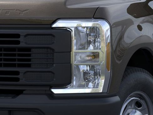 New 2024 Ford F350 XL w/ 360-Degree Camera Package image 18