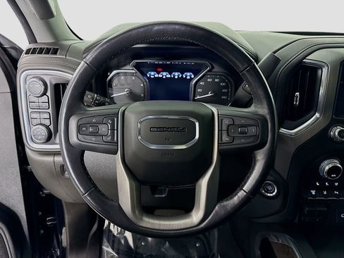 Used 2021 GMC Sierra 3500 Denali w/ Denali Black Diamond Edition image 14