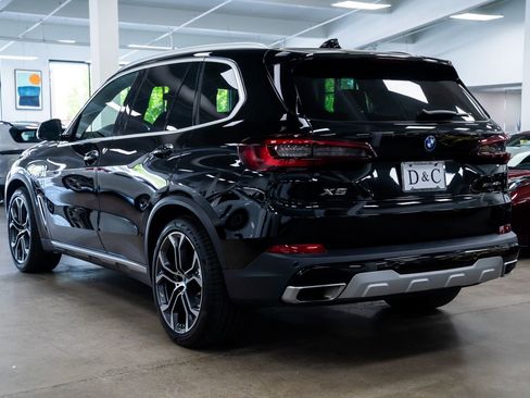 Used 2023 BMW X5 xDrive45e AWD/4WD image 5