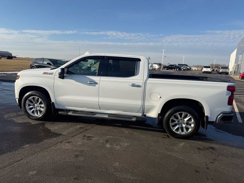 Used 2021 Chevrolet Silverado 1500 LTZ image 2