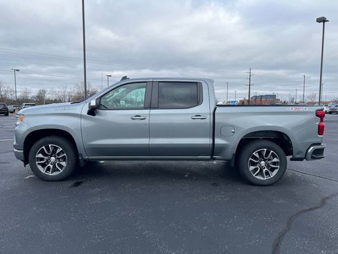 Used 2024 Chevrolet Silverado 1500 LT image 3