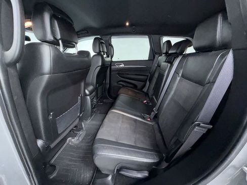Used 2021 Jeep Grand Cherokee Laredo X AWD/4WD image 18