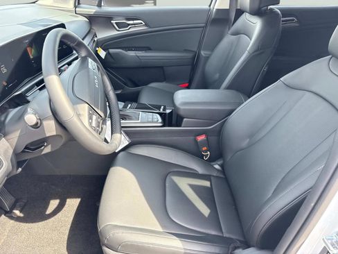 New 2026 Kia Sportage EX FWD image 22