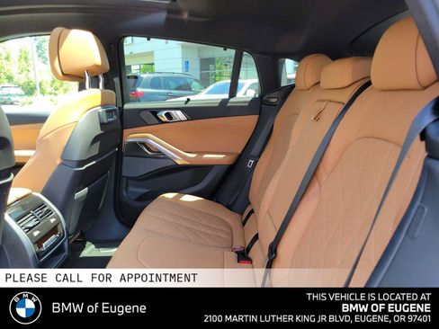 Used 2023 BMW X6 M50i w/ Parking Assistance Package AWD/4WD image 19