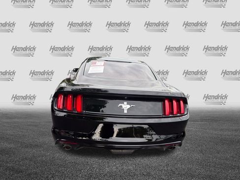 Used 2016 Ford Mustang Coupe RWD image 9