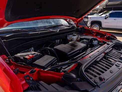 Used 2022 Chevrolet Silverado 1500 LT Trail Boss w/ Convenience Package II image 38